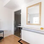 Deluxe Downtown With Spacious Balcony Daire *