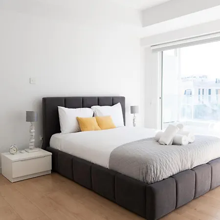 Apartament Deluxe Downtown With Spacious Balcony Nikozja