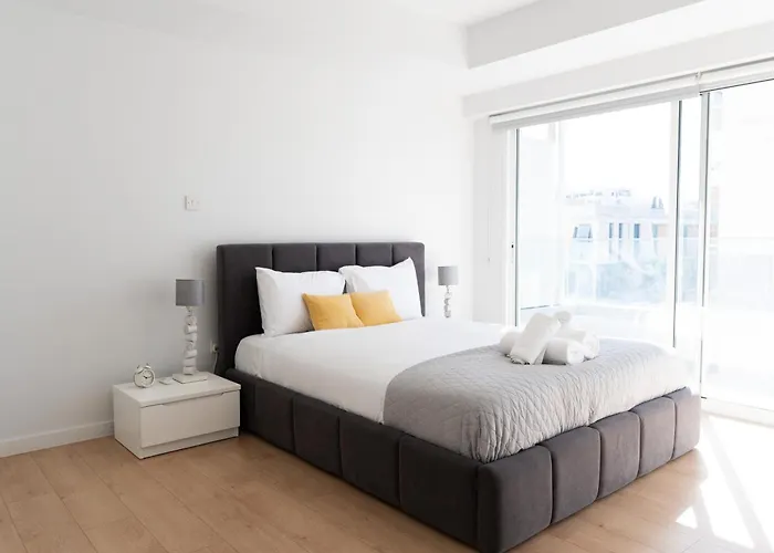 Apartamento Deluxe Downtown With Spacious Balcony Nicósia