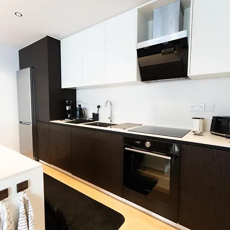 Apartamento Deluxe Downtown With Spacious Balcony *